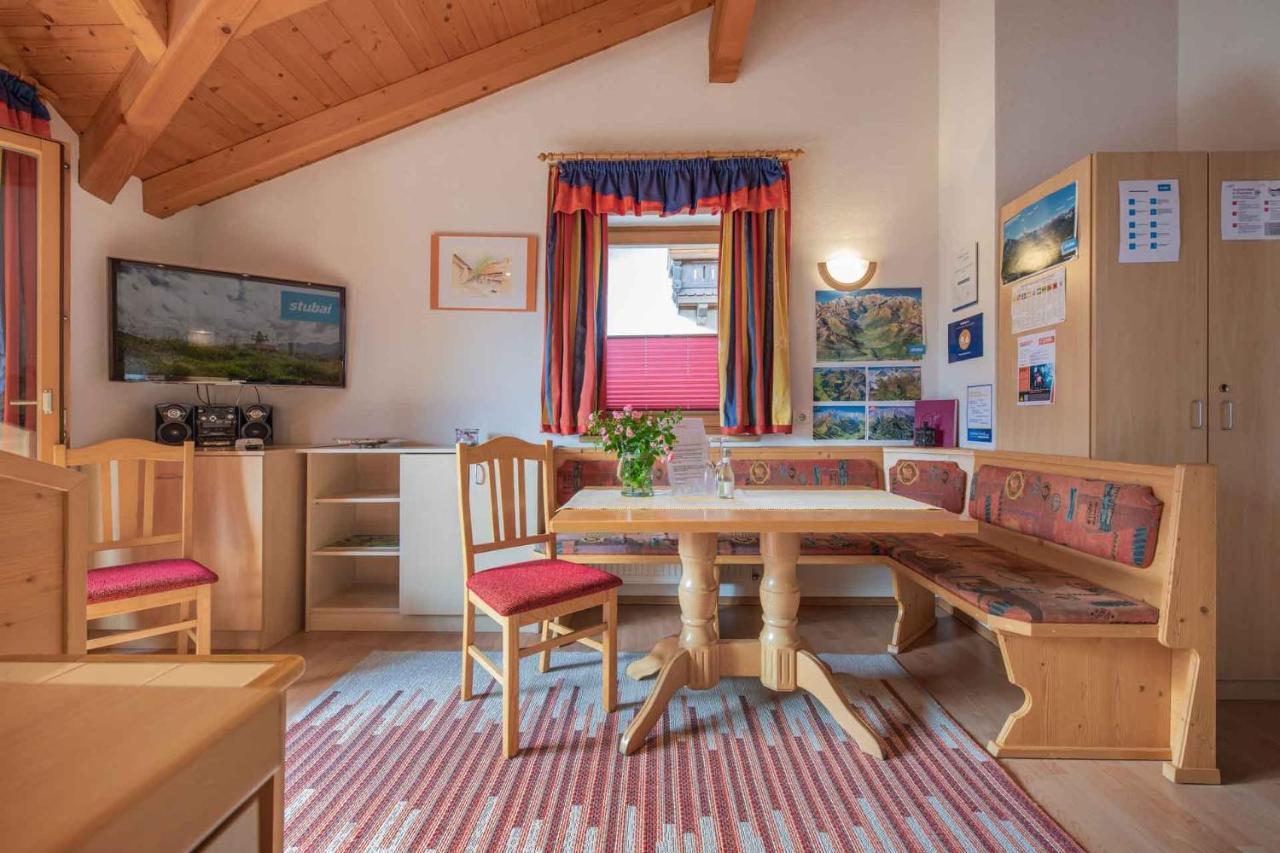 Ferienhaus Artho Neustift im Stubaital Bagian luar foto